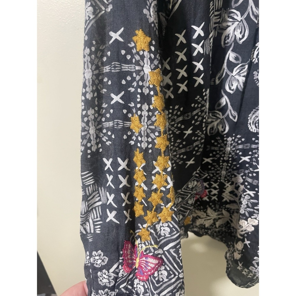 Johnny Was Workshop M Oversized Embroidered Button Down Bird Floral Boho Whimsy - Picture 9 of 13